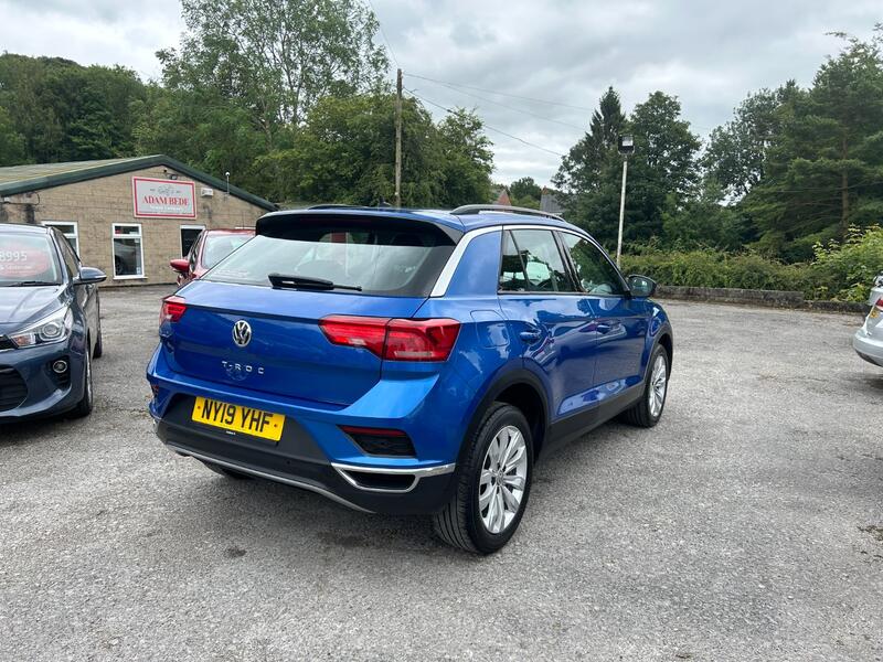 VOLKSWAGEN T-ROC