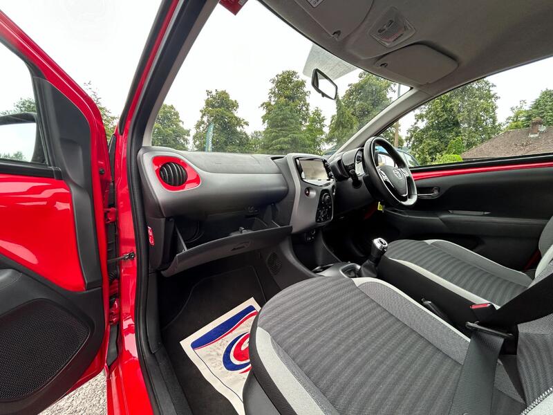TOYOTA AYGO