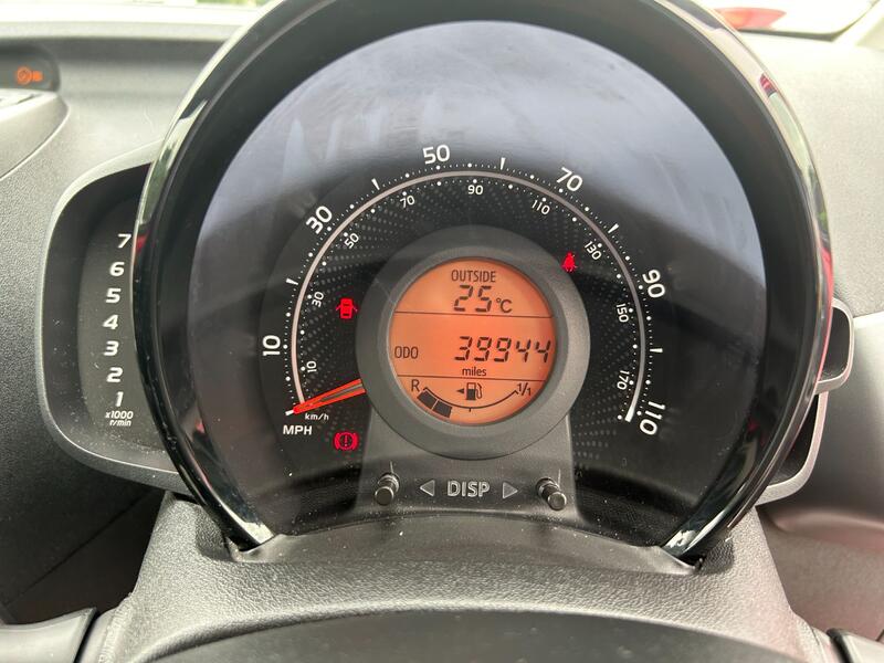 TOYOTA AYGO