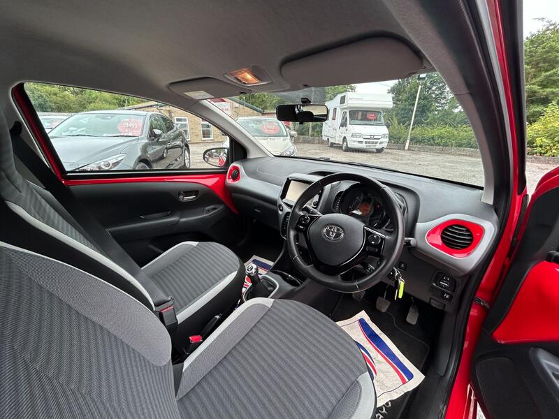 TOYOTA AYGO