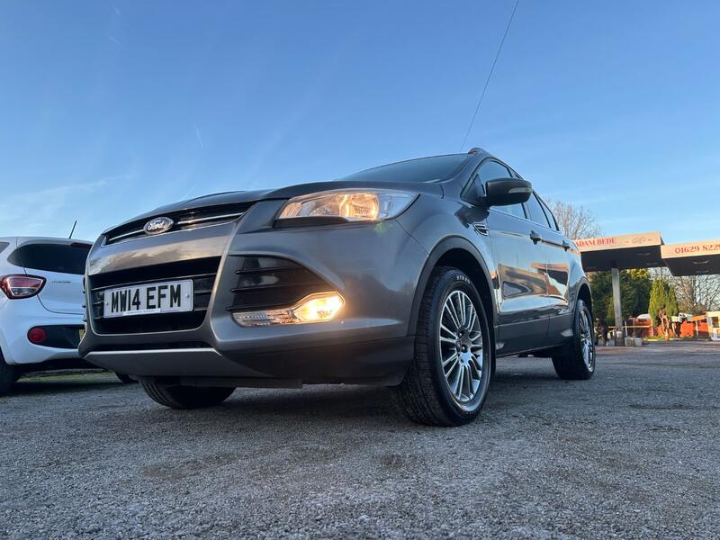 FORD KUGA