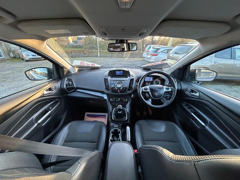 FORD KUGA