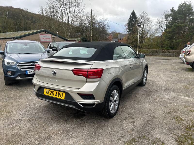 VOLKSWAGEN T-ROC