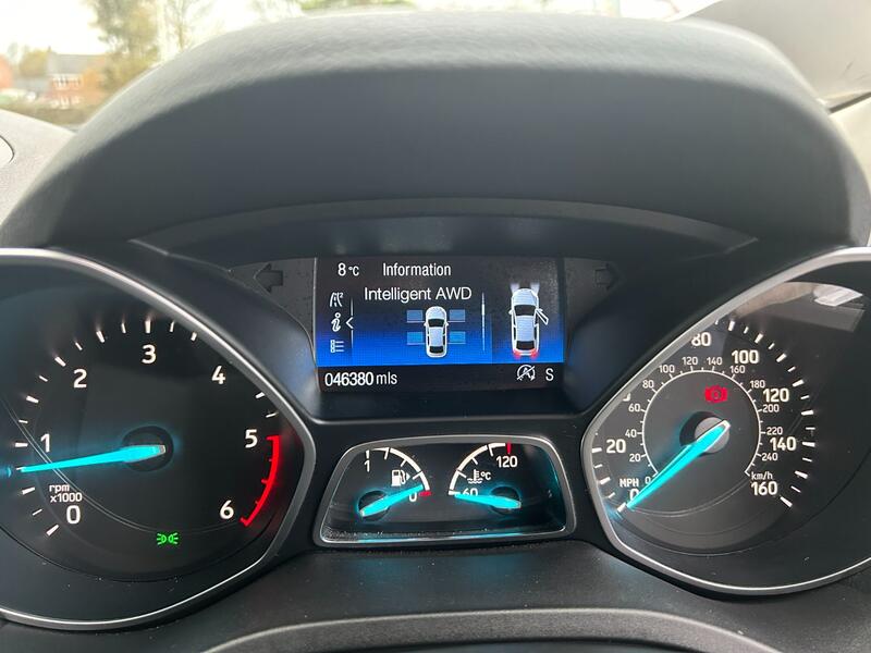 FORD KUGA