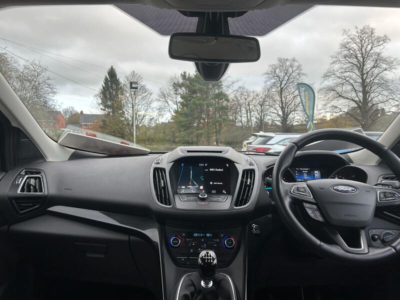 FORD KUGA