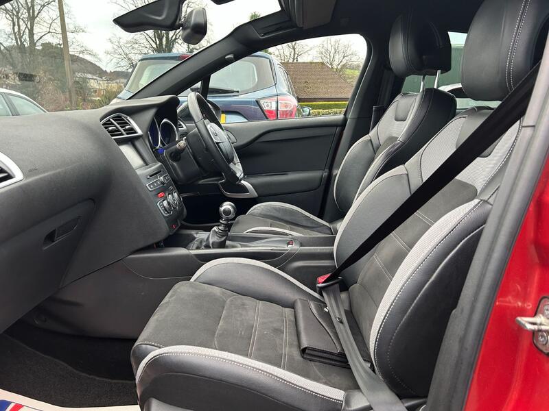 DS AUTOMOBILES DS 4 CROSSBACK