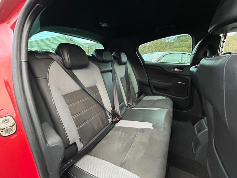 DS AUTOMOBILES DS 4 CROSSBACK