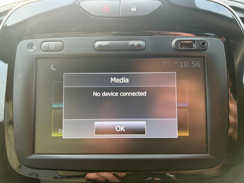 RENAULT CAPTUR