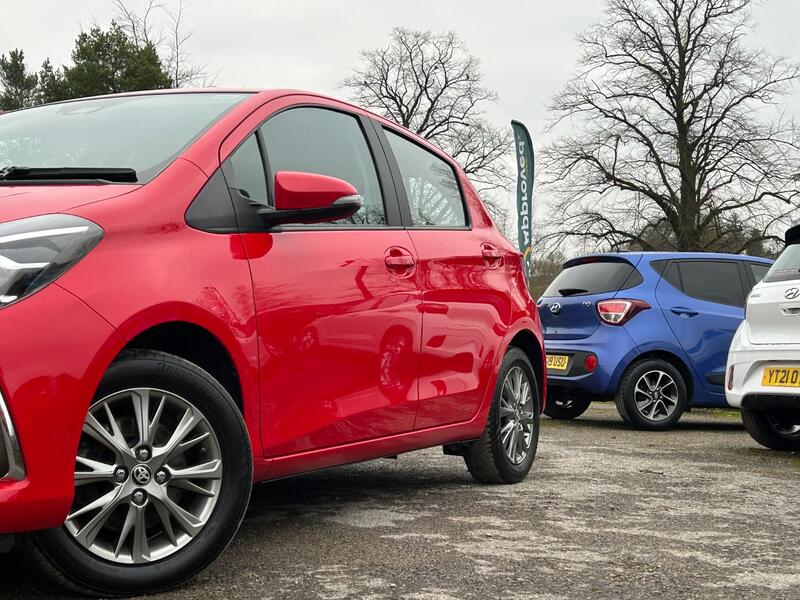 TOYOTA YARIS