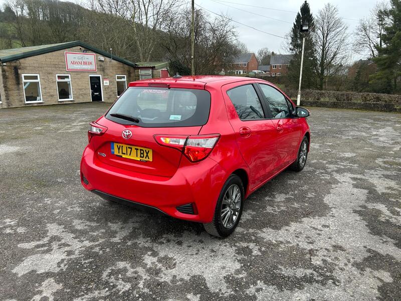 TOYOTA YARIS