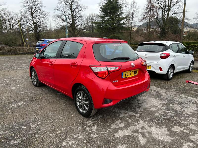 TOYOTA YARIS