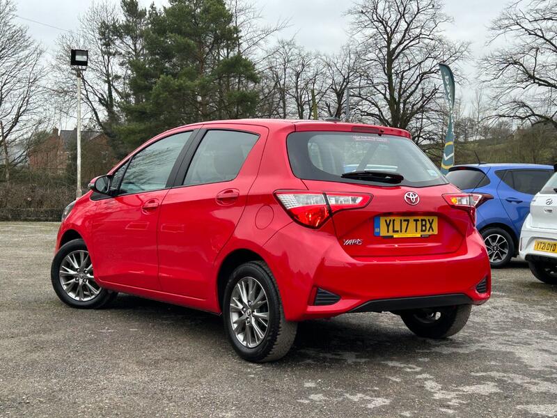TOYOTA YARIS