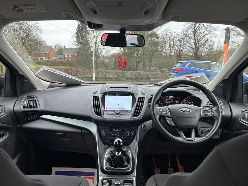 FORD KUGA