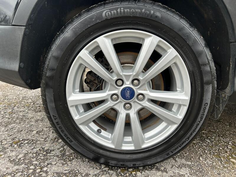 FORD KUGA