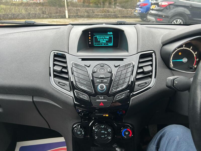 FORD FIESTA