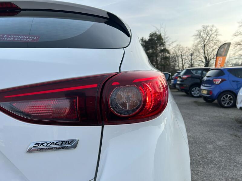 MAZDA MAZDA3