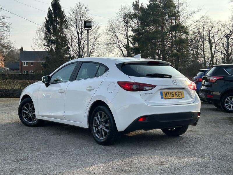 MAZDA MAZDA3