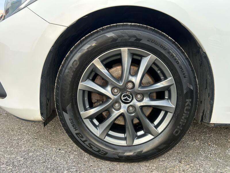 MAZDA MAZDA3