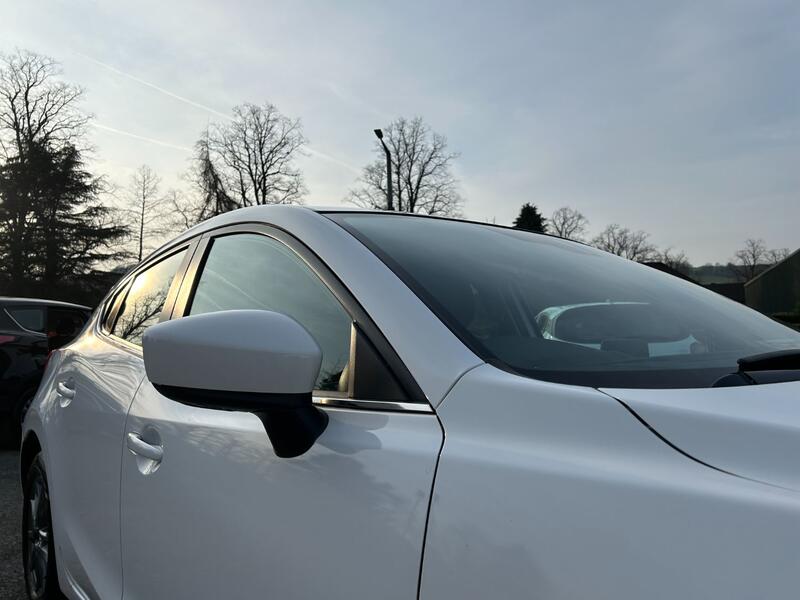 MAZDA MAZDA3