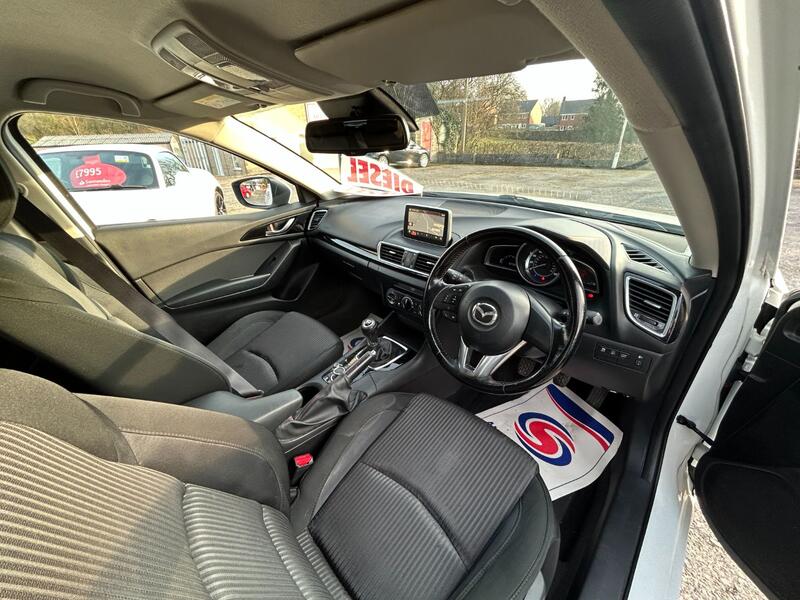 MAZDA MAZDA3