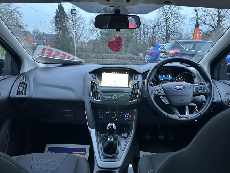 FORD FOCUS