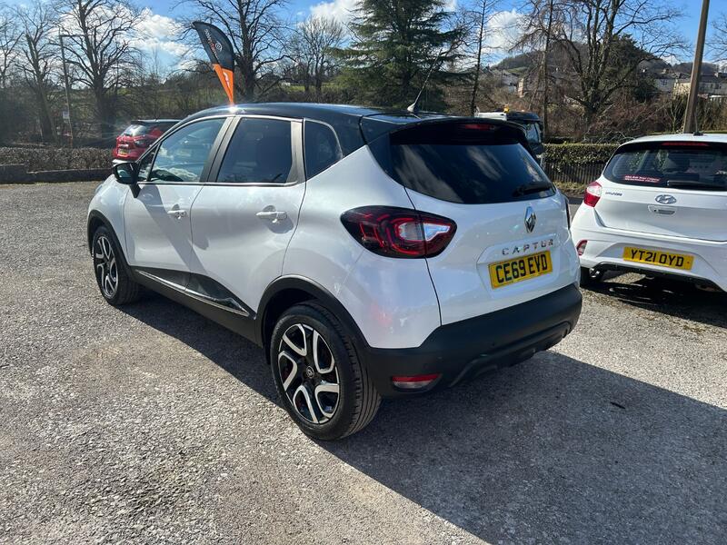 RENAULT CAPTUR