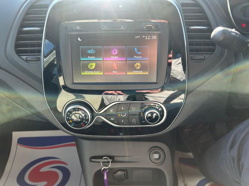 RENAULT CAPTUR