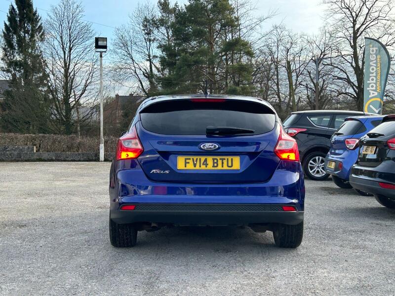FORD FOCUS