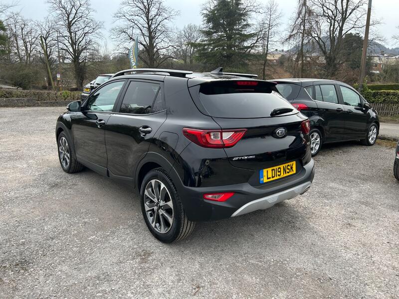 KIA STONIC