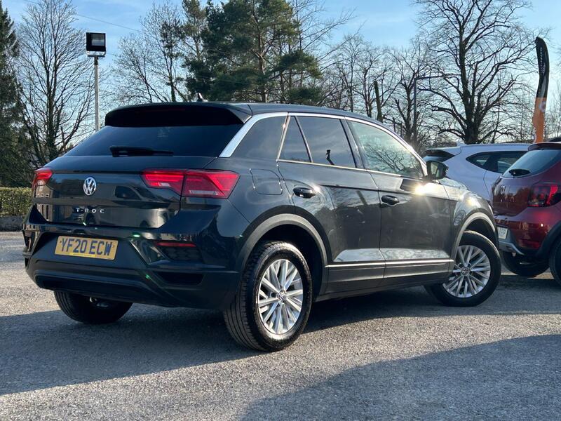VOLKSWAGEN T-ROC
