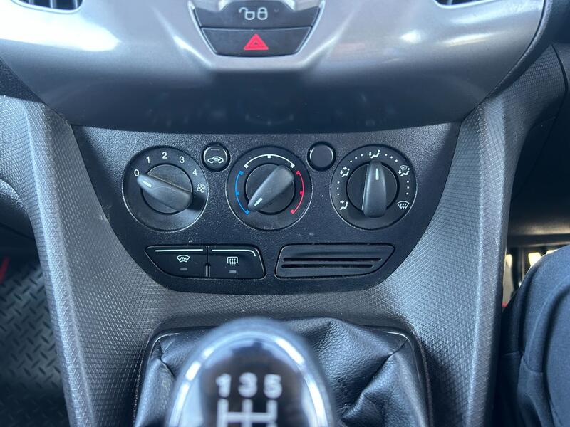 FORD TRANSIT CONNECT