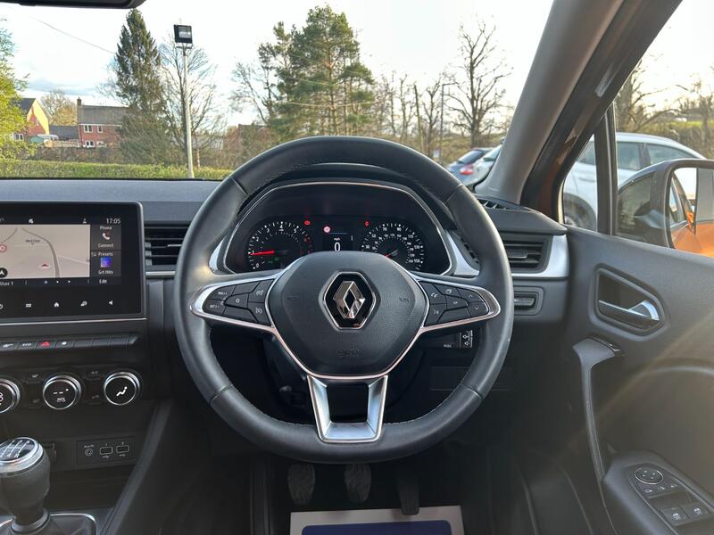 RENAULT CAPTUR