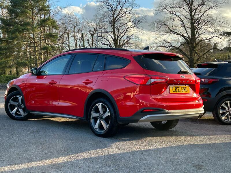 FORD FOCUS