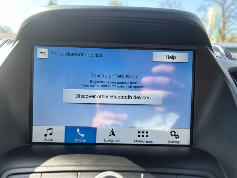 FORD KUGA