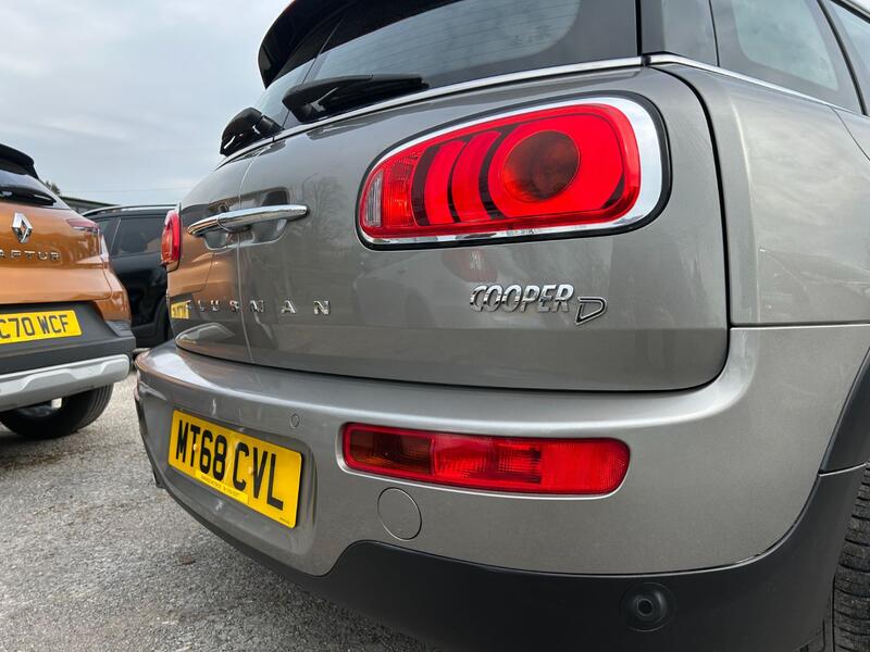 MINI CLUBMAN