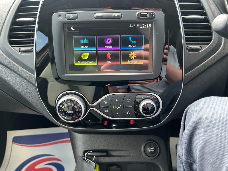 RENAULT CAPTUR