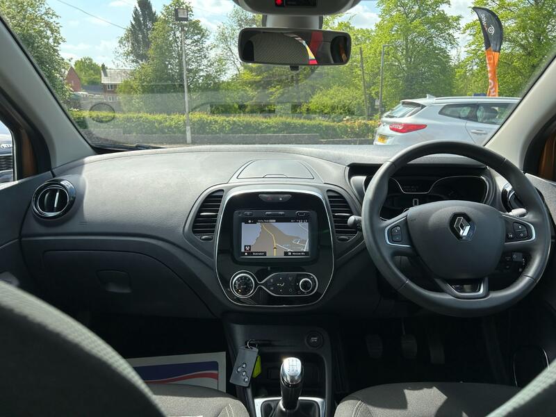 RENAULT CAPTUR
