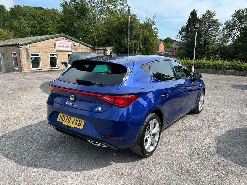 SEAT LEON