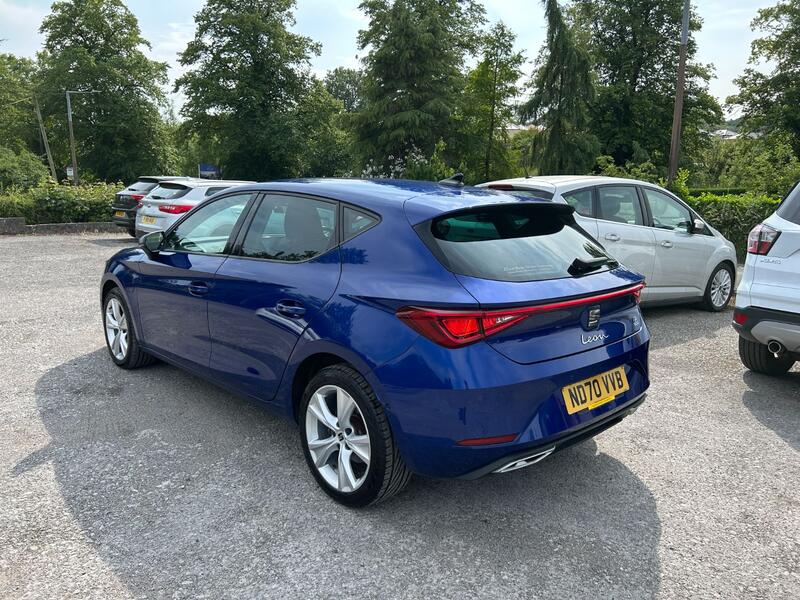 SEAT LEON