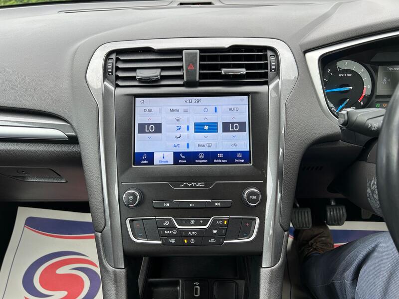 FORD MONDEO